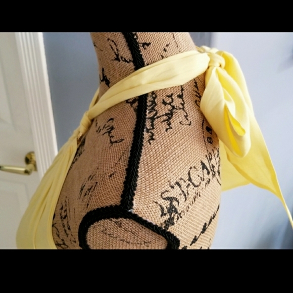 Lilly Pulitzer Halter Tie Cocktail Dress Size 8 - Picture 2 of 13